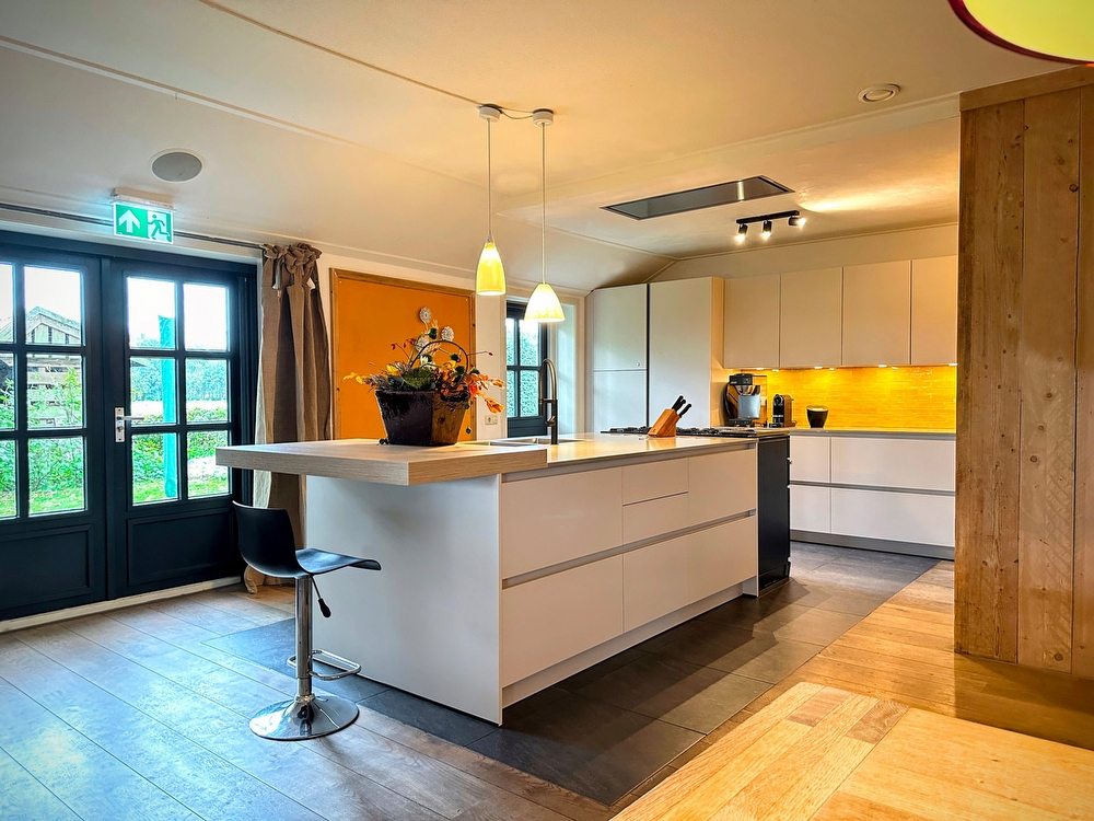 Keukens Emmeloord - 1-bob_keukenbouwer-joure_-_keuken_opgeleverd_in_sint_nyk-_thomashuisimg_7496-edit